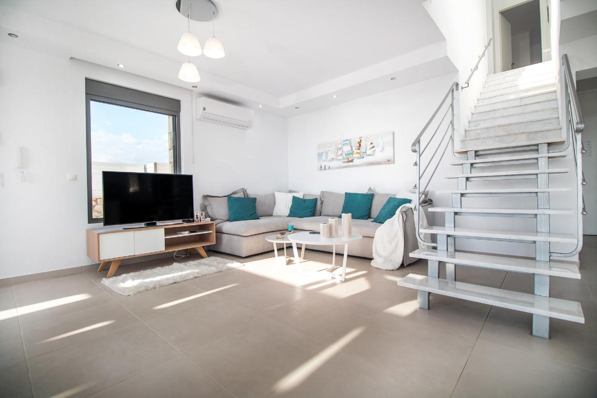 Francis & Gregorys Luxury Villa